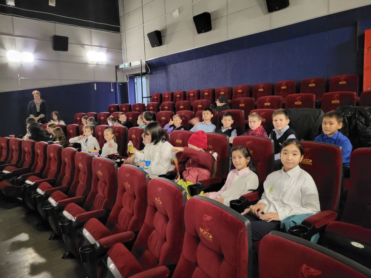 Посещение кинотеатра Smartmax Cinema.
